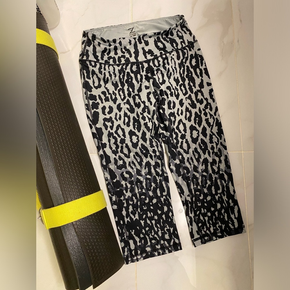 Zella running crop size xsm